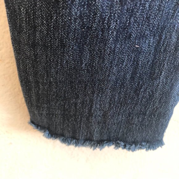 Chico's, Fabulously Slimming Sz 0 Dark Blue Jeans - Picture 5 of 8